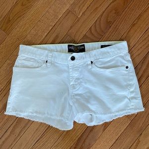Lucky Brand white Riley shorts (size : 6 / 28)
